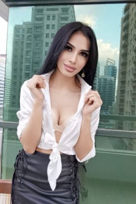 Estonian Call girl Ailith (Doha)