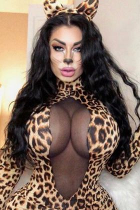  Call girl Debra (Doha)