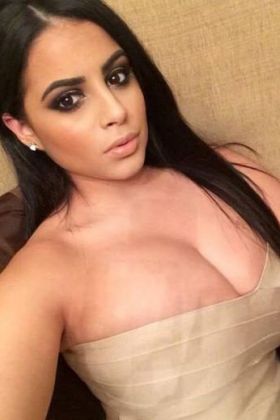 Afghan Call girl Yuna (Doha)
