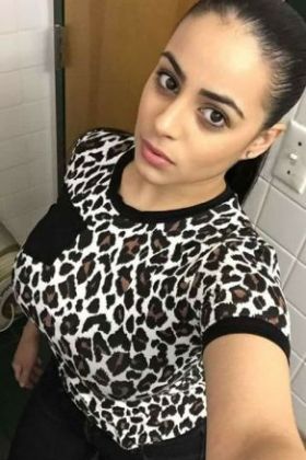Afghan Call girl Amina (Doha)