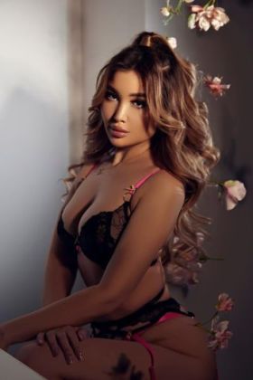 Afghan Call girl Luccia (Doha)