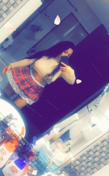 Escort girl Gia (Doha), 