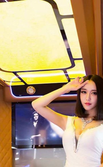 Escort girl Selina (Doha), 