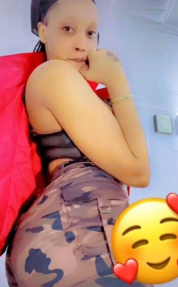 Escort girl Sneha (Doha), 