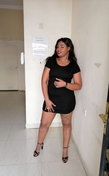 Escort girl Aisha (Doha), 