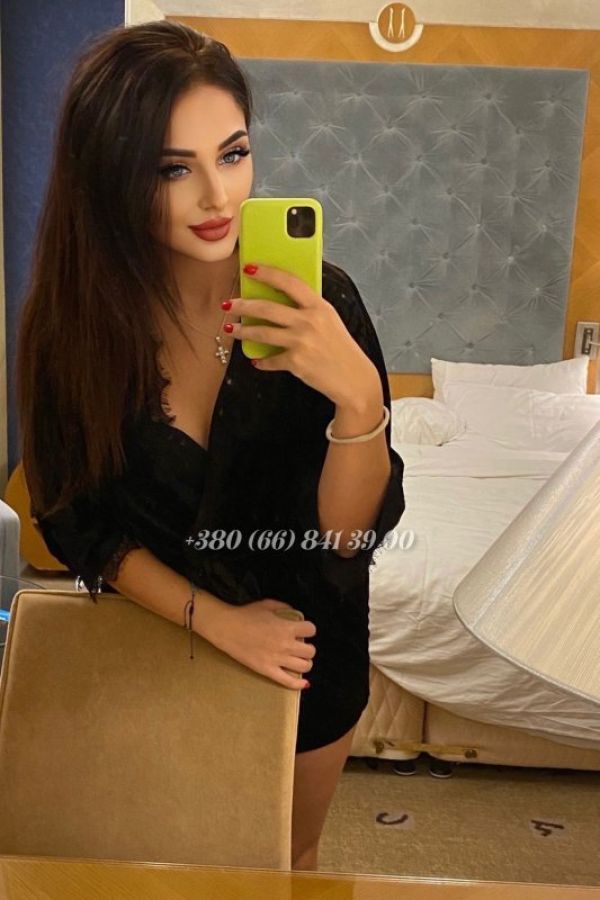 Arab escort in Doha: Tina, 32 years of age