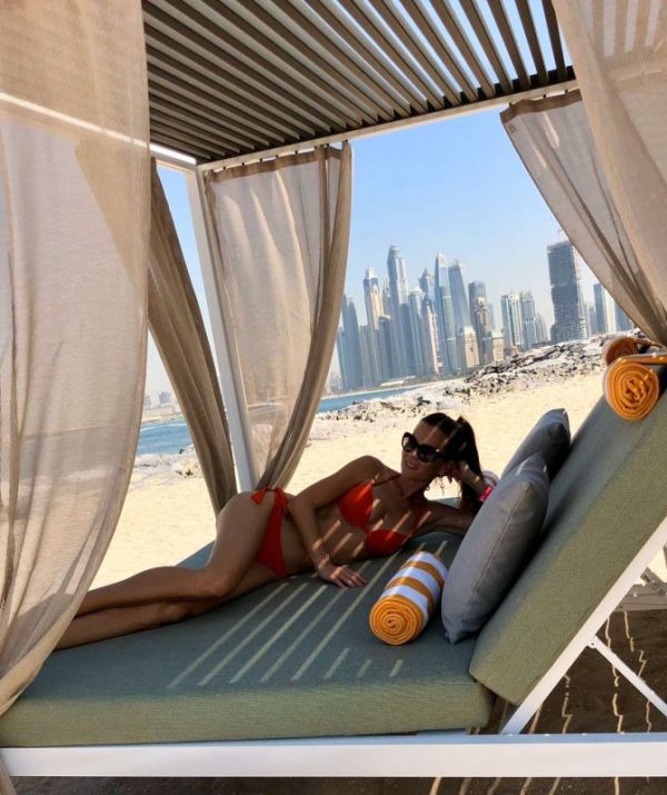 Independent escort in Doha: Elspeth wants to meet a generous man