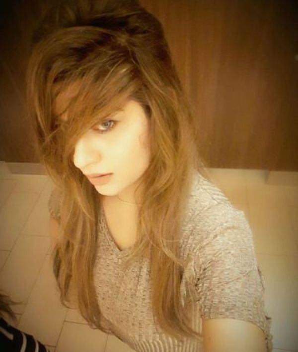 Lesbian call girl Iman is waiting for ladies