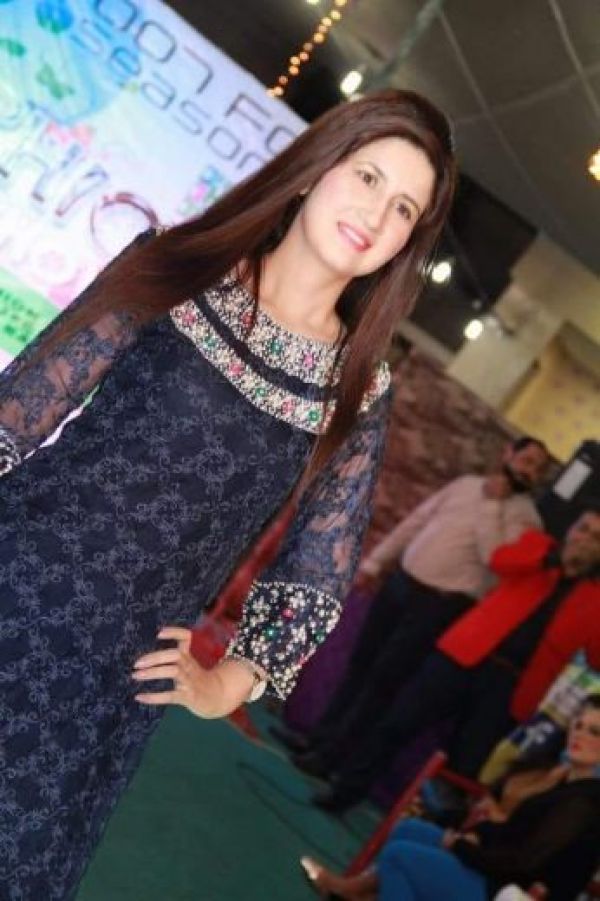 Alysa escorts Doha citizens and guests for QAR 300/hr