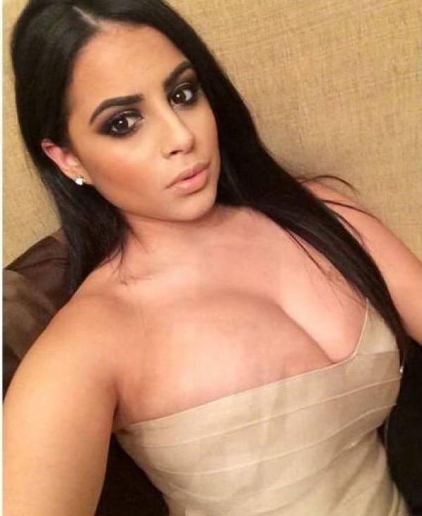 Lots of kissing and cuddling with Doha asian escort Rosie