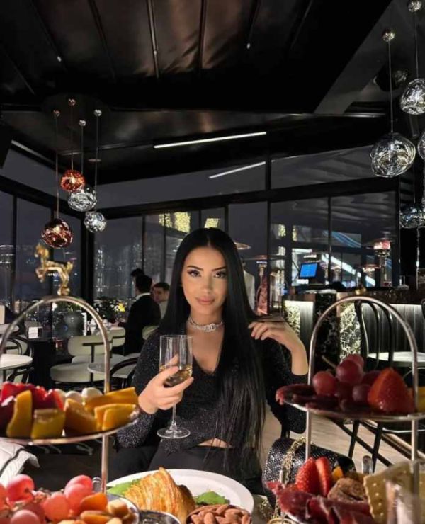 Blonde escort in Doha: Emily, 23 years old D is a 23 y.o. cutie for sex