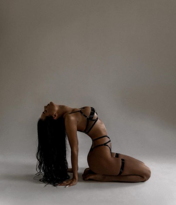 Escort 24 7, Jolie Beauty is a perfect partner for sex in Doha