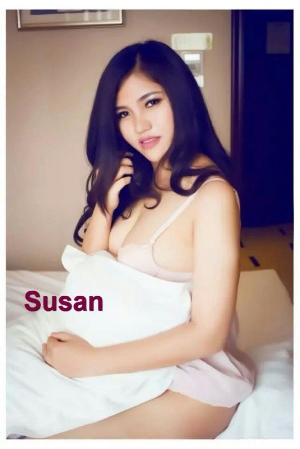 Escort Busty Susan in Doha for massage