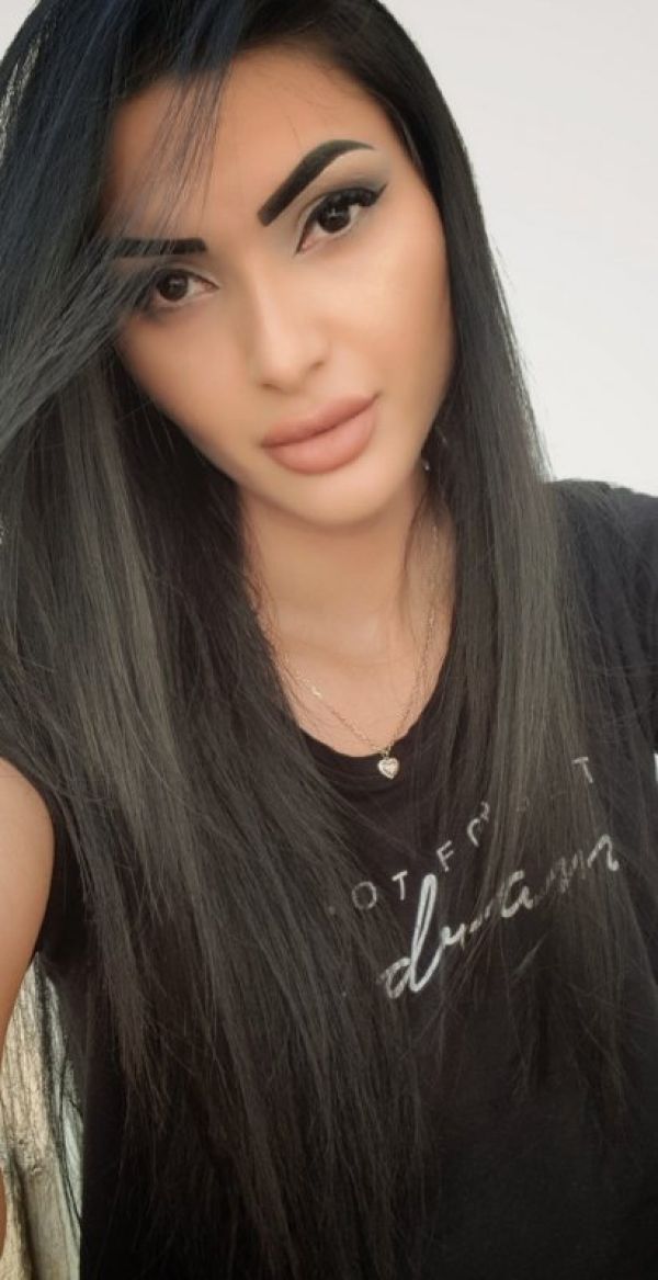 Sex with an exclusive escort Lebanese Hottie : call +4474 25 815 908