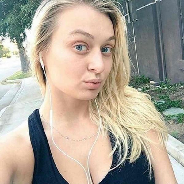Book Qatar escort for outcall (1 hour - QAR 200)