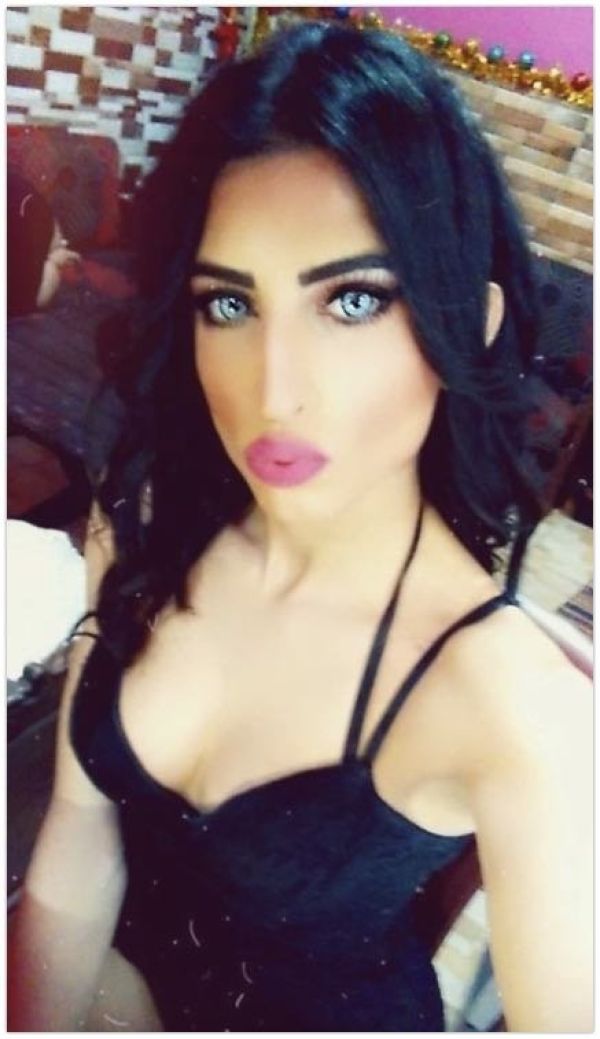 Doha independent escort Genuine sucks for QAR 500